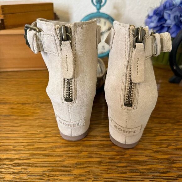 Sorel Oatmeal Joanie II Leather Wedge Sandals Sz 9.5 - Picture 6 of 14